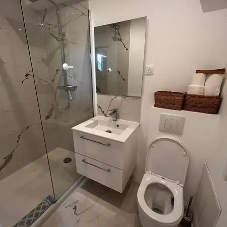 Apartmán Moderne Climatise Avec Coin Nuit, Proche Et Hauts De Cagnes-sur-Mer